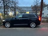 Volvo XC90 T8 Inscription (Voll!!) - Volvo XC90 mit Hybrid-Antrieb