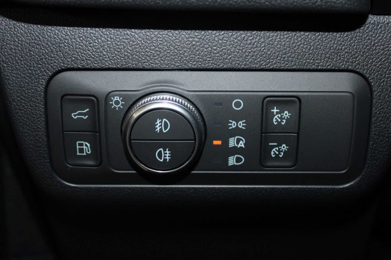 Fahrzeugabbildung Ford Kuga PHEV Titanium X AHK LED HUD 2xCam WinterP.