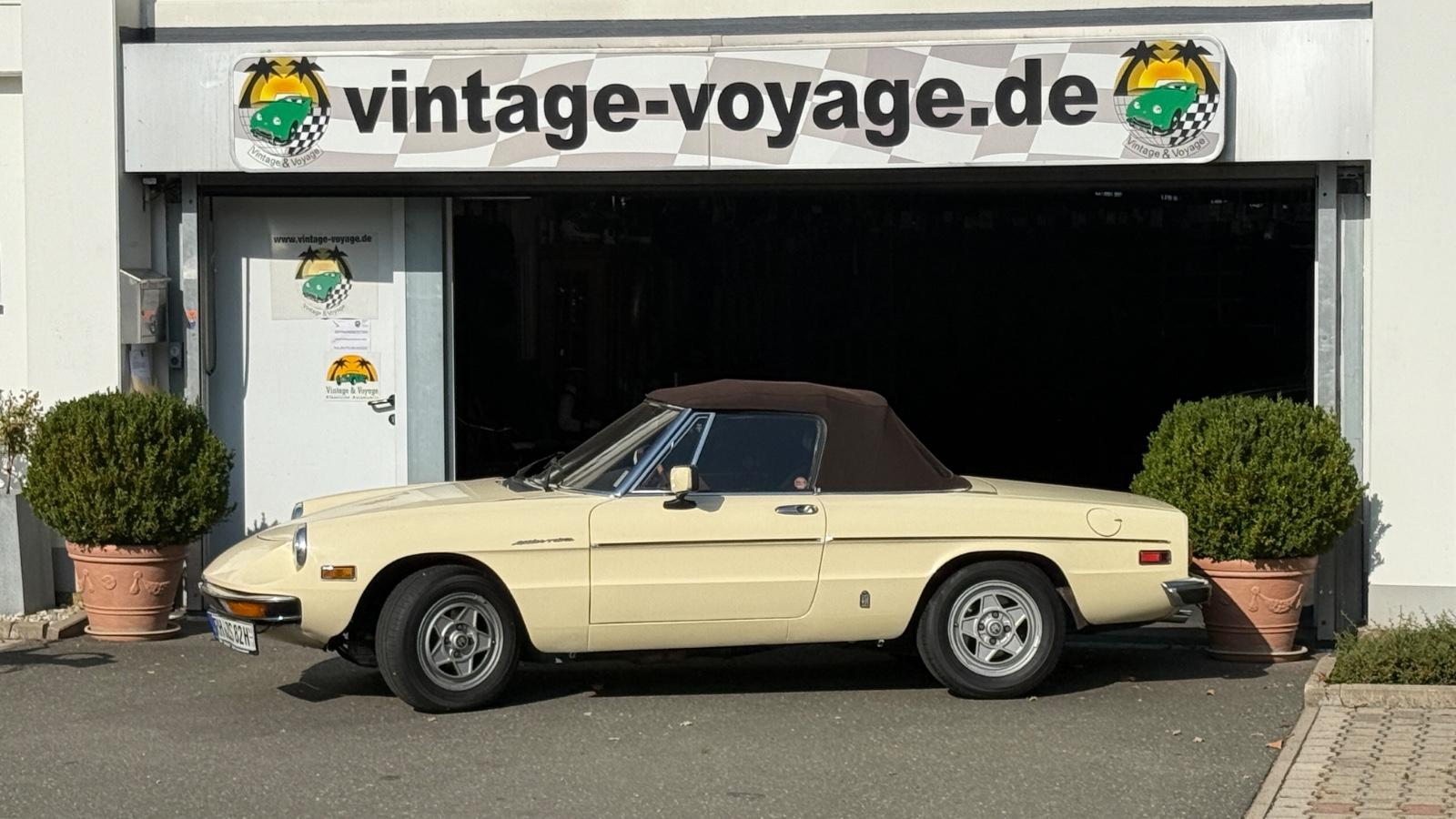 Alfa Romeo Spider 2000 Veloce "Original, Gesund, Historie"