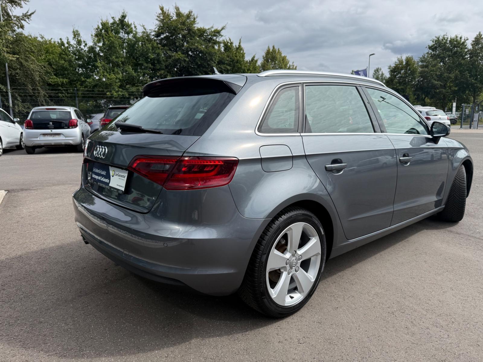 Audi A3 Sportback Sport Paket*XEN*PDC*SHZ*TEMP*HU NEU