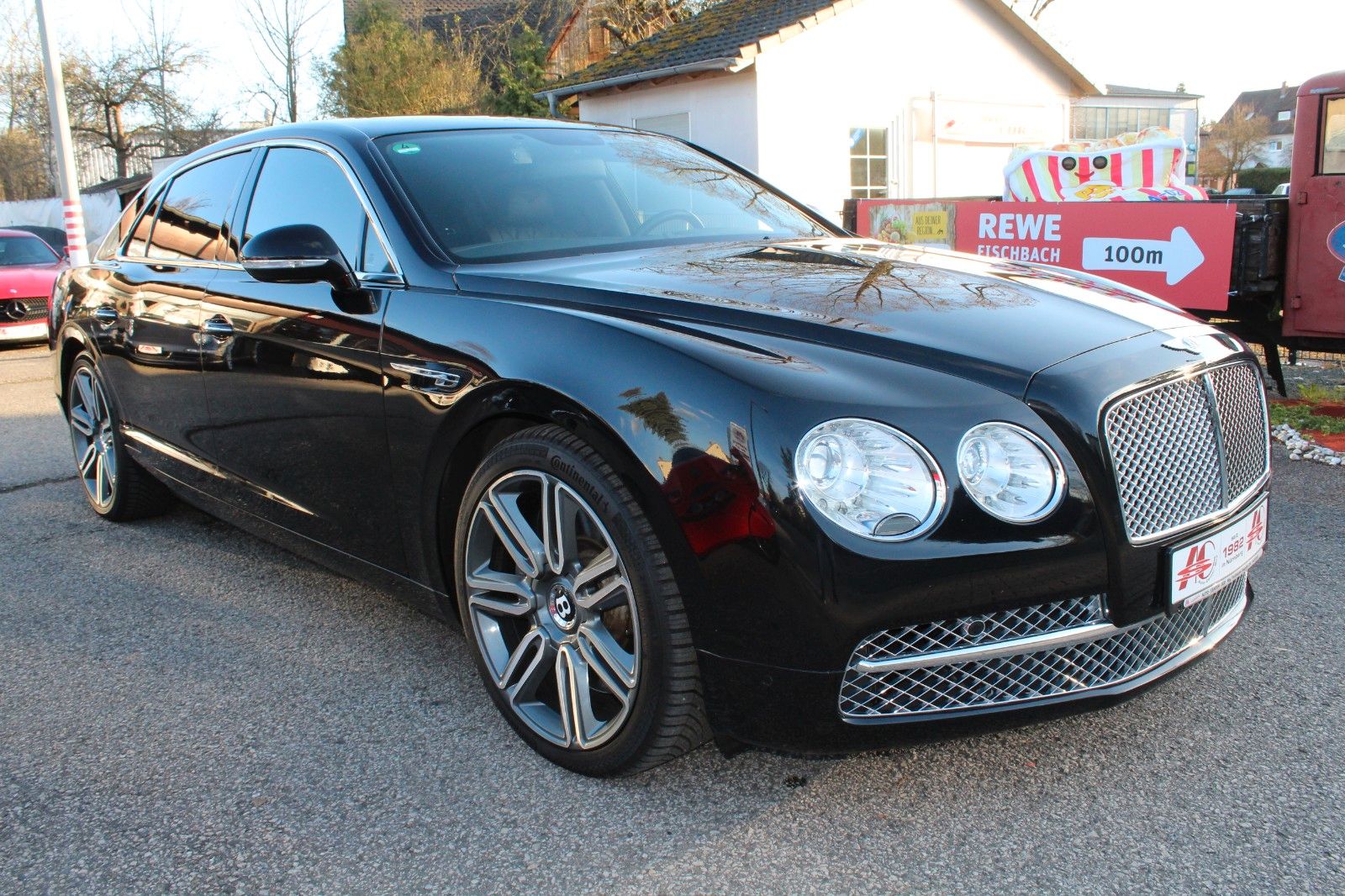 Flying Spur 6.0 W12 Muliner Ausstattung!