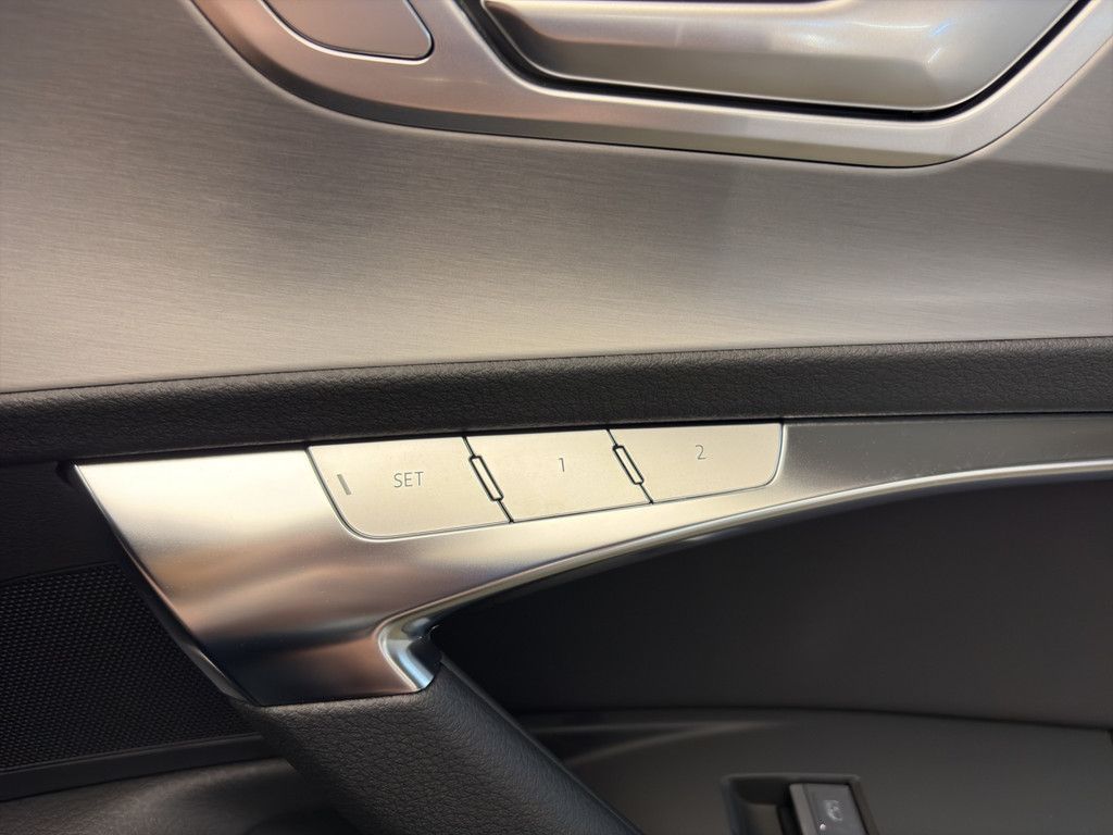 Audi A6 - Bild 24