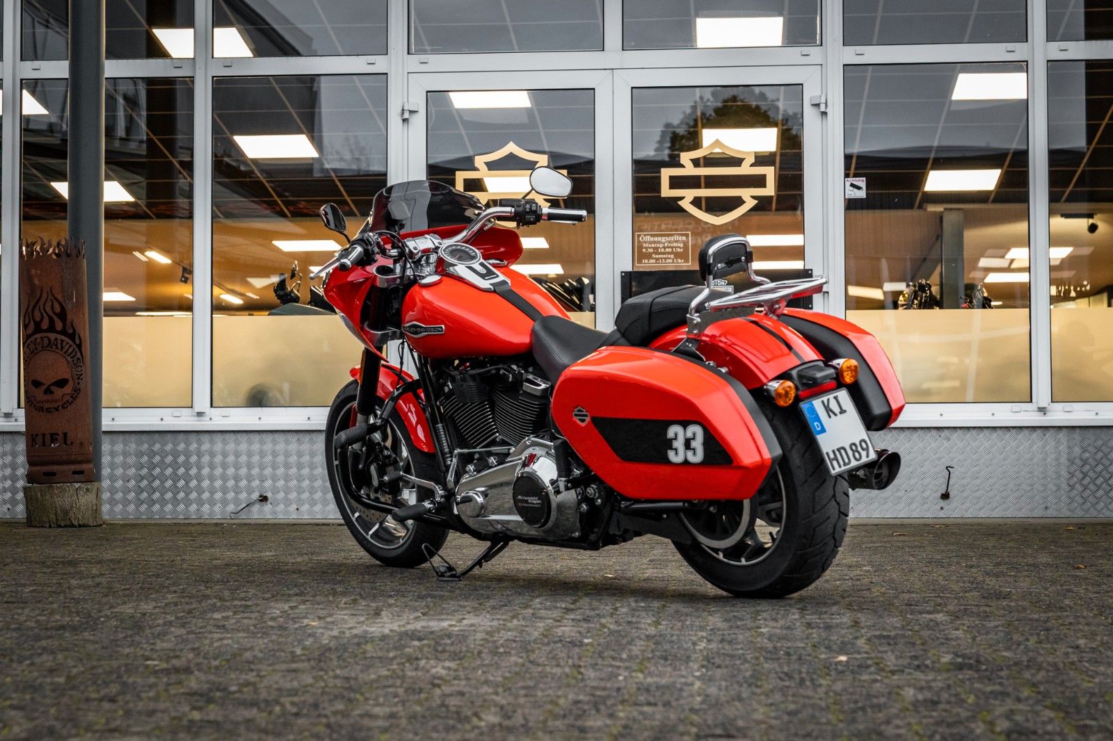 Fahrzeugabbildung Harley-Davidson FLSB SPORT GLIDE 107-Bagger Race Umbau