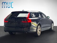 VOLVO V90 Pro T4 Mom.Pro Leder Navi LED ACC Kam.