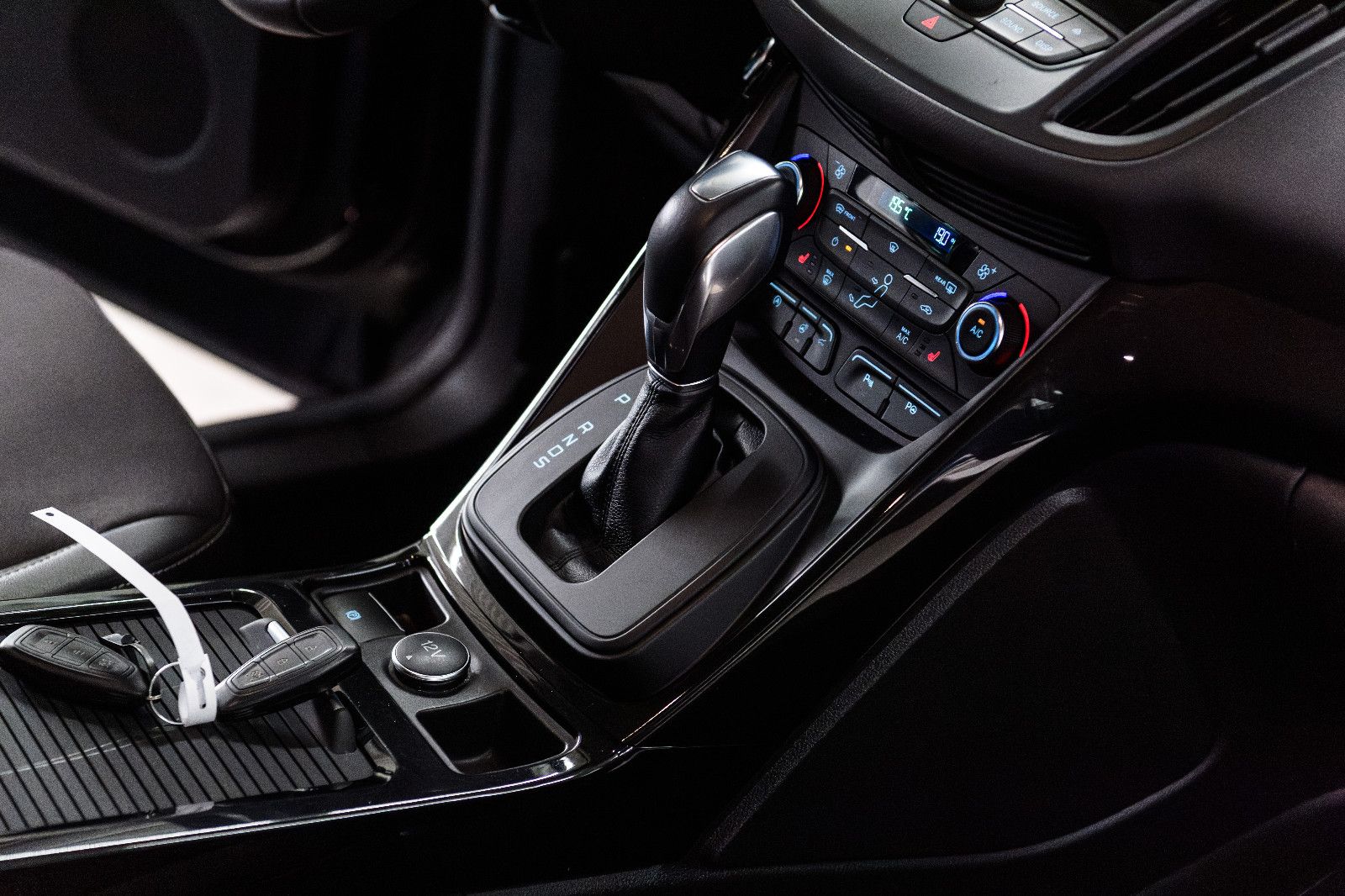 Fahrzeugabbildung Ford Kuga Titanium 260,- ohne Anzahlung