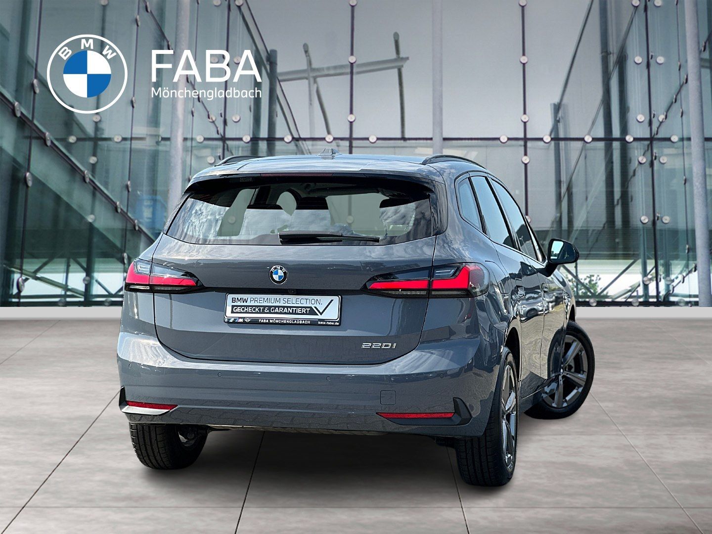 BMW 220 Active Tourer - Bild 2