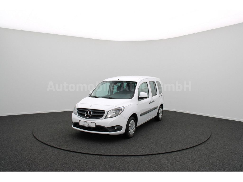 Fahrzeugabbildung Mercedes-Benz Citan Tourer 112 Automatik *Rollstuhlrampe* 7639