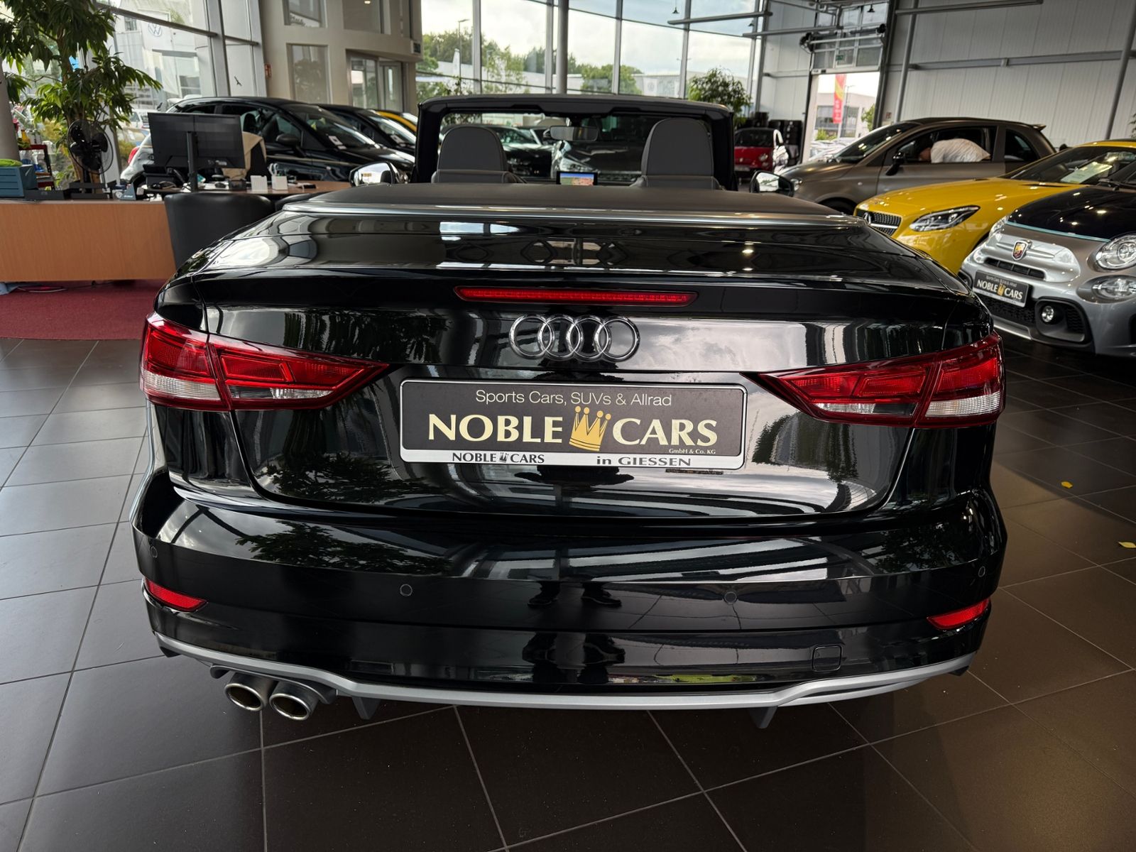Fahrzeugabbildung Audi A3 Cabriolet 35 TFSI S-Line Competition LED  NAV