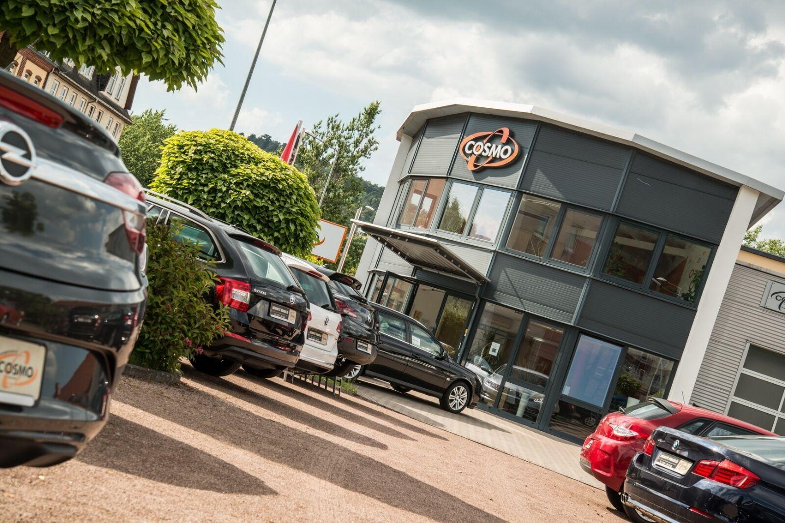 showroom-image-main