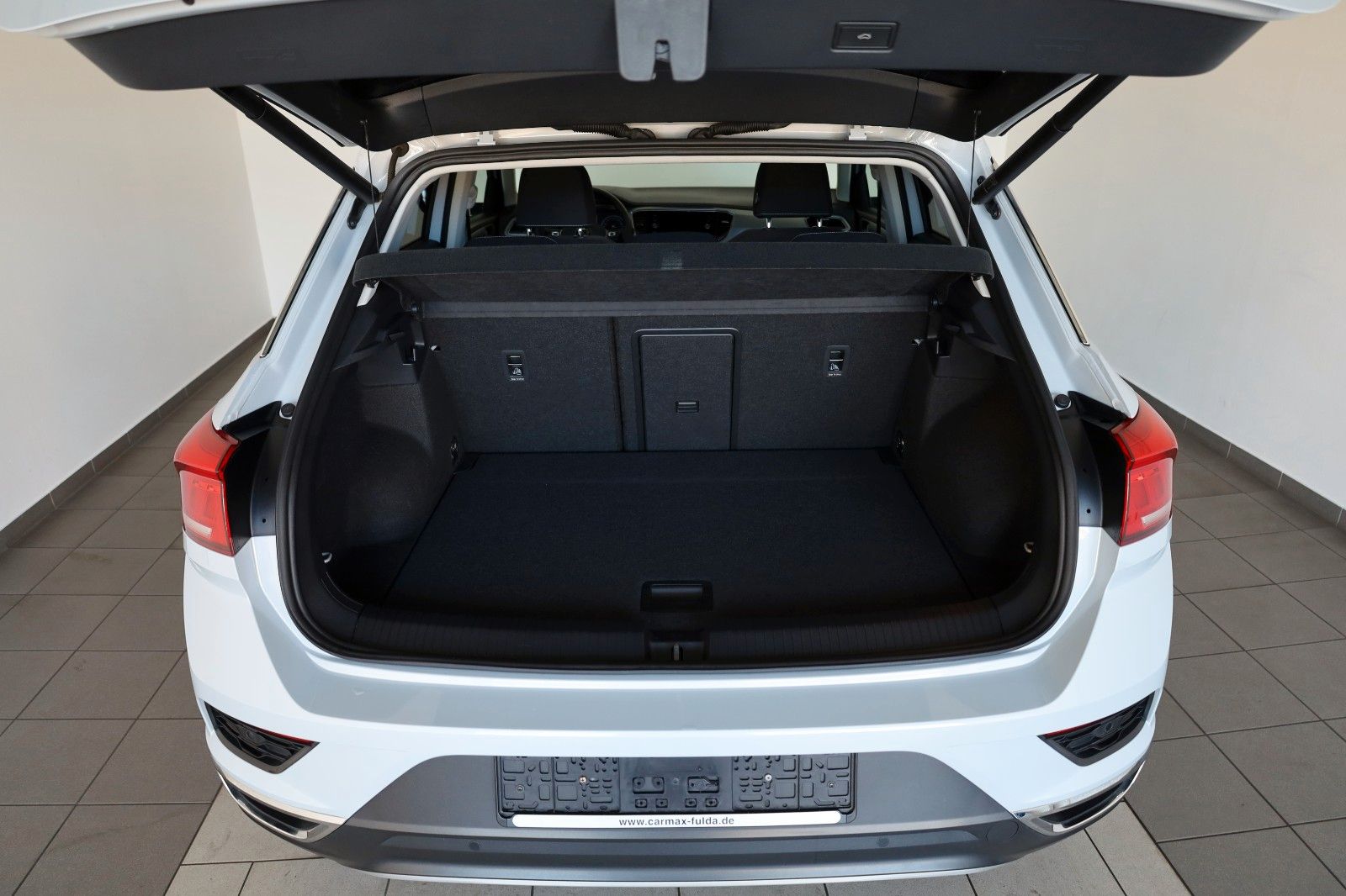 Fahrzeugabbildung Volkswagen T-Roc Active Navi,LED,SH,PDC,Apple CarPlay