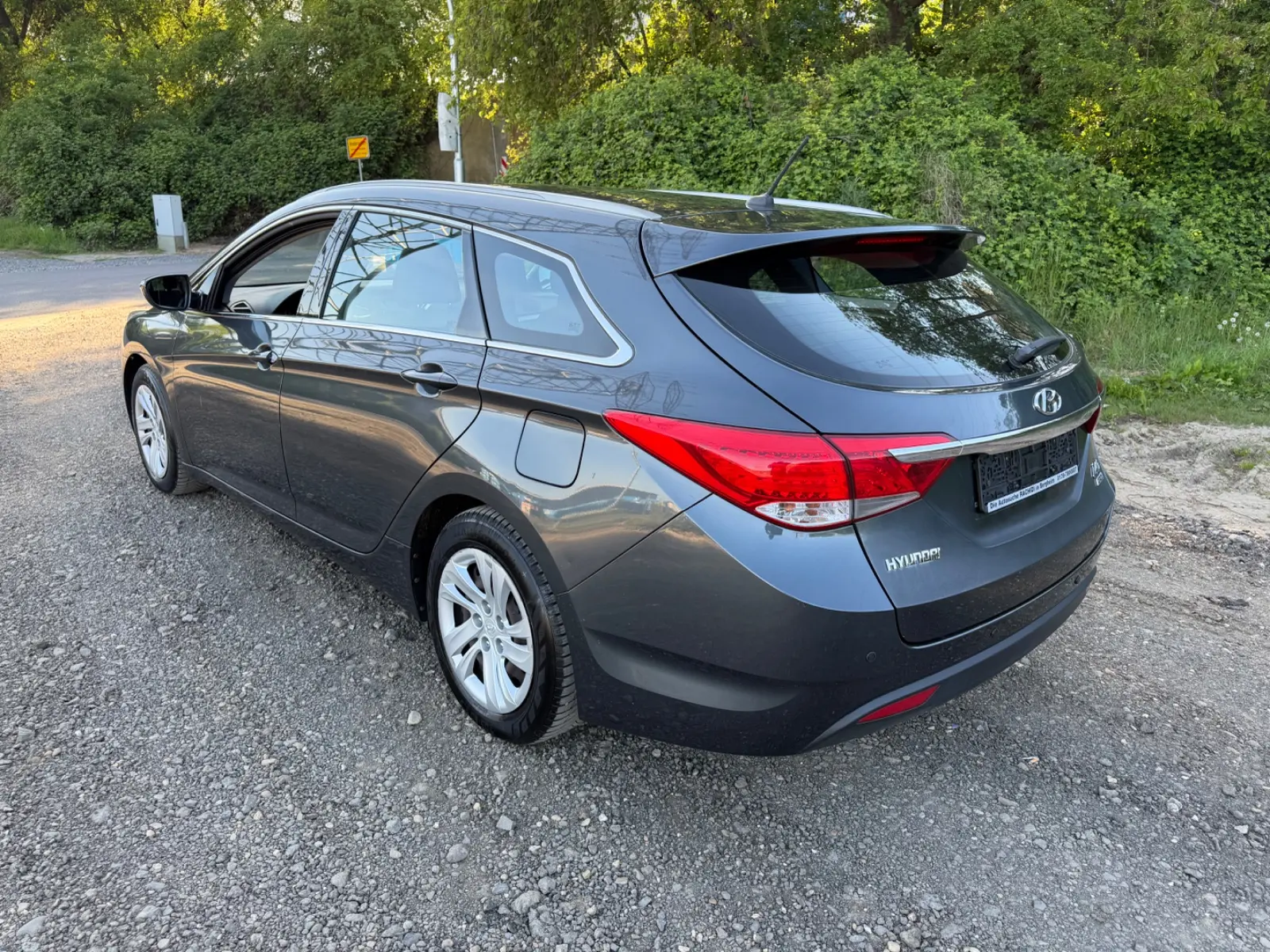 Hyundai i40 2013 — rear view