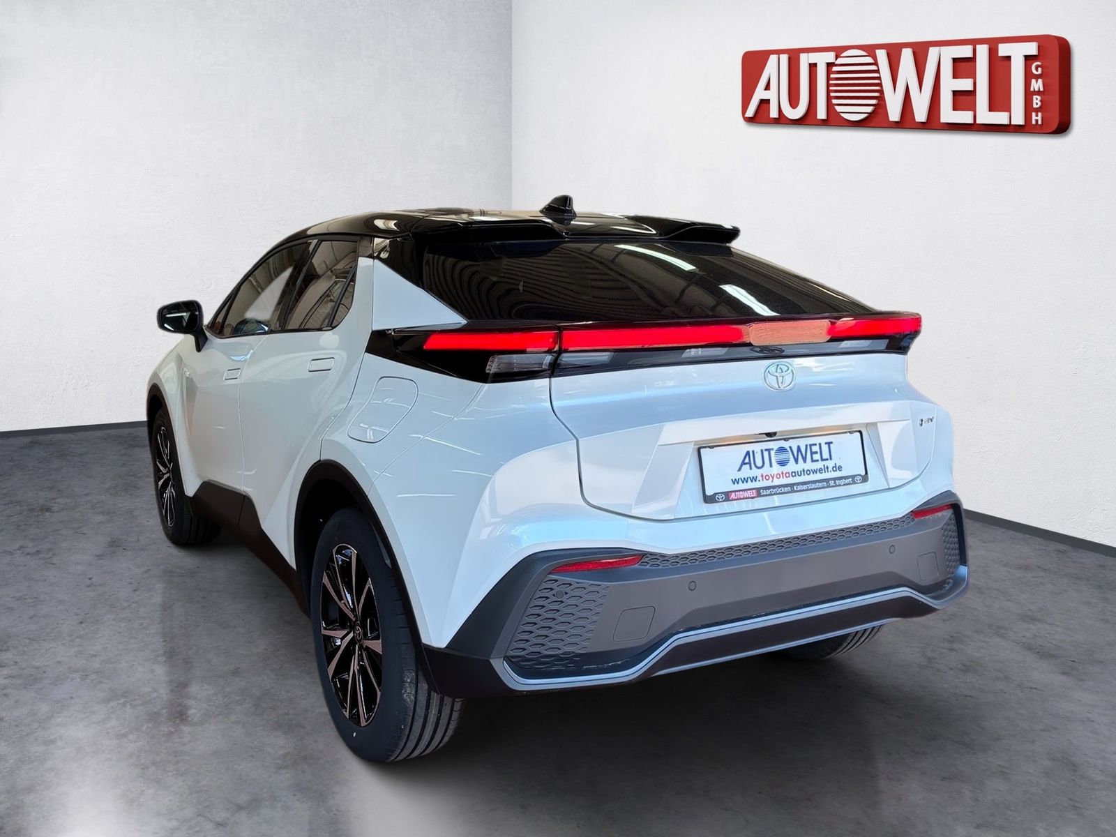 Fahrzeugabbildung Toyota C-HR 1.8 Teamplayer +Technik-P LED,el.Heck. EPH