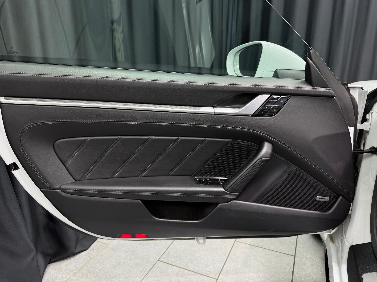 Fahrzeugabbildung Porsche 992 Turbo S|AERO-PAKET|BRABUS|BOSE|ACC|KW