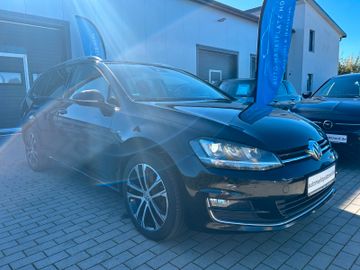 Volkswagen Golf - 3