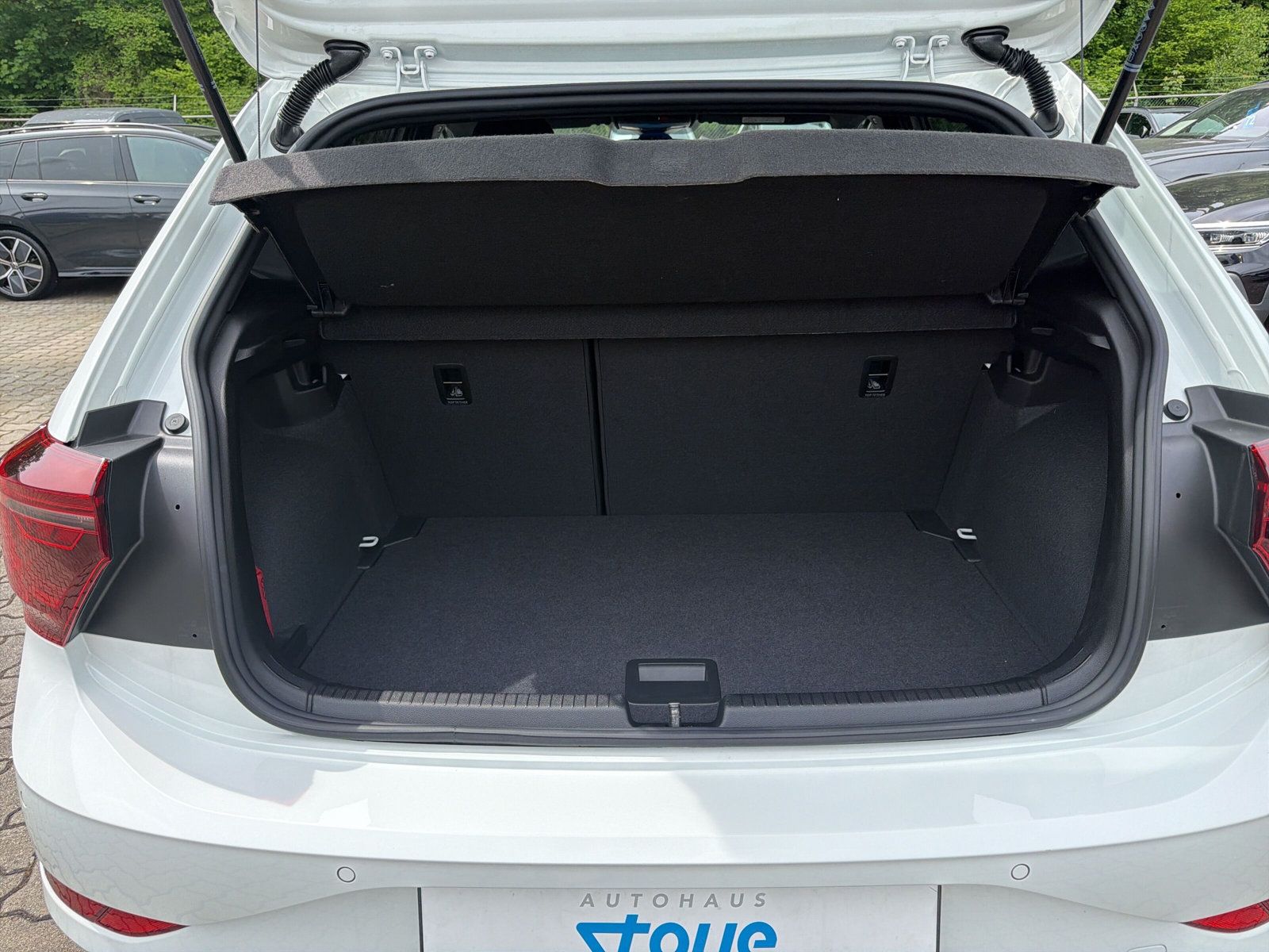 Polo R-Line TSI DSG Apple CarPlay Matrix R-Line
