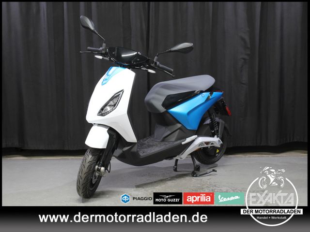 Piaggio ONE 1+ // Mod. 2024 // LR / LONG RANGE