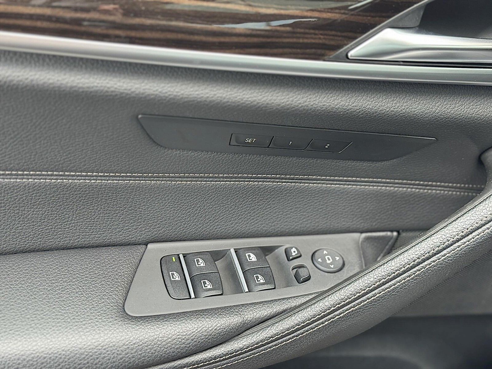 Fahrzeugabbildung BMW 530e Hybrid M Sport Shadow *ACC*LED*Display Key*