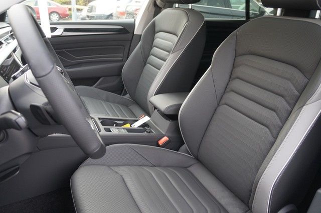 Fahrzeugabbildung Volkswagen Arteon TDI Elegance Standhzg AHK LED Navi Pano H