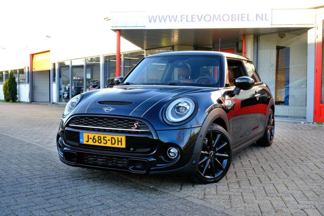 MINI John Cooper Works S 2.0 192pk JCW 60 Years Editi