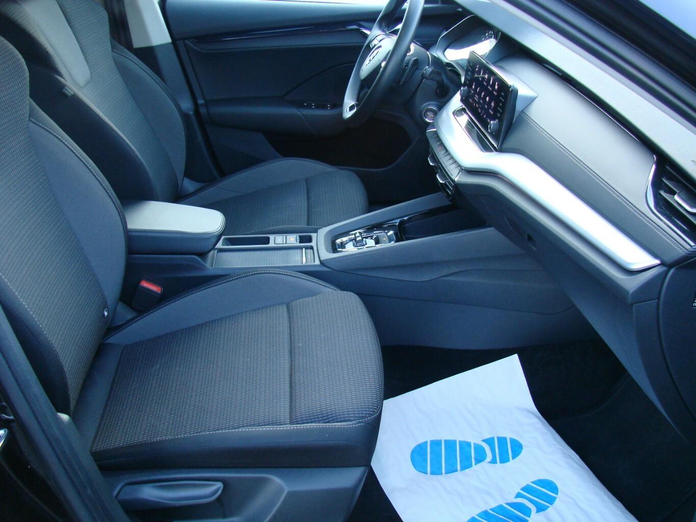 Skoda Octavia 2.0TDI Selection LED Tempomat Spurhaltea