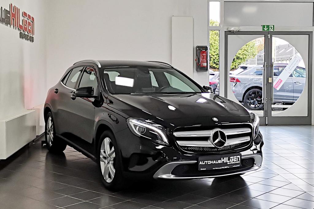 Mercedes-Benz GLA 200