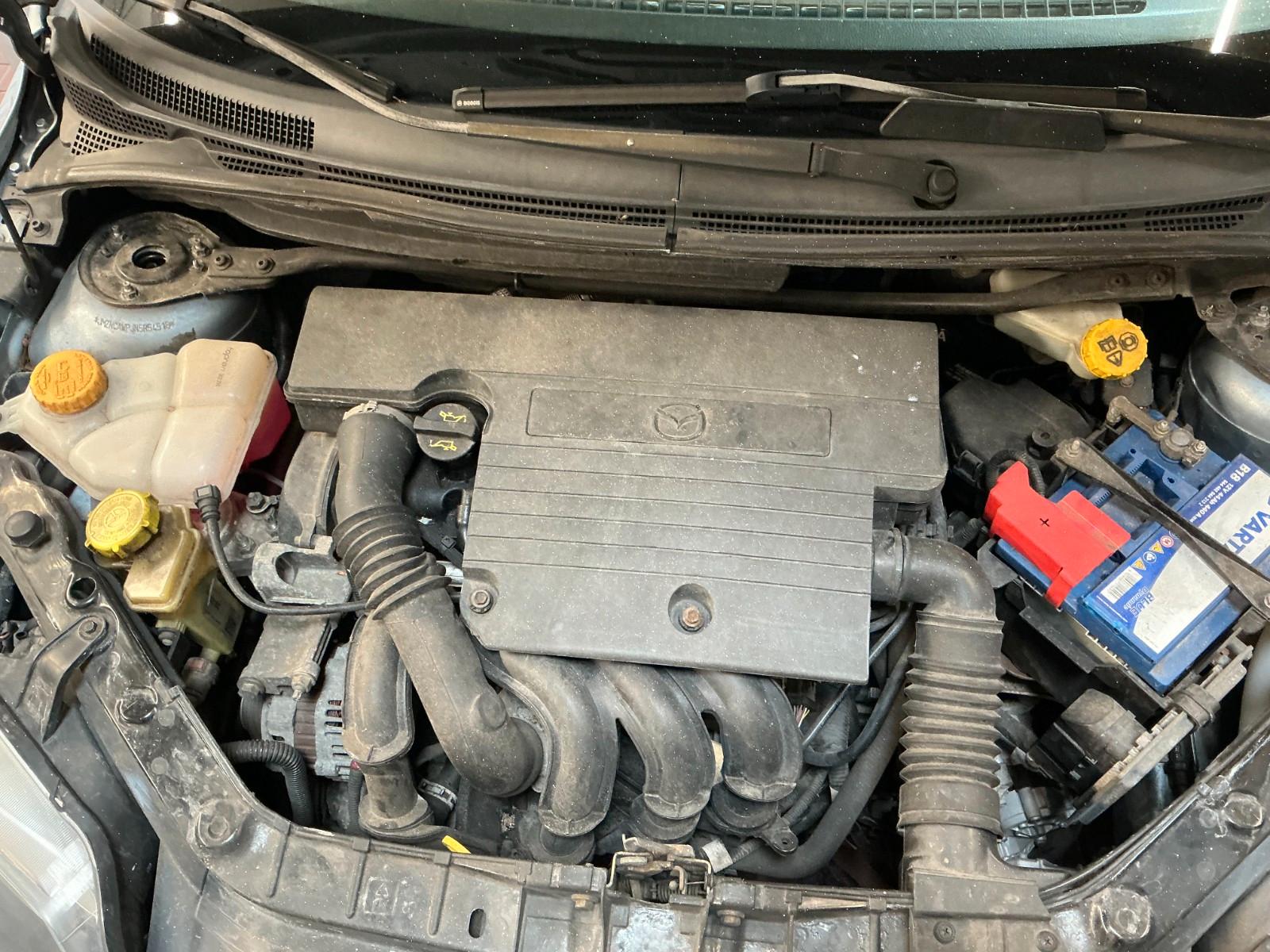 Mazda 2 2005 — photo 15