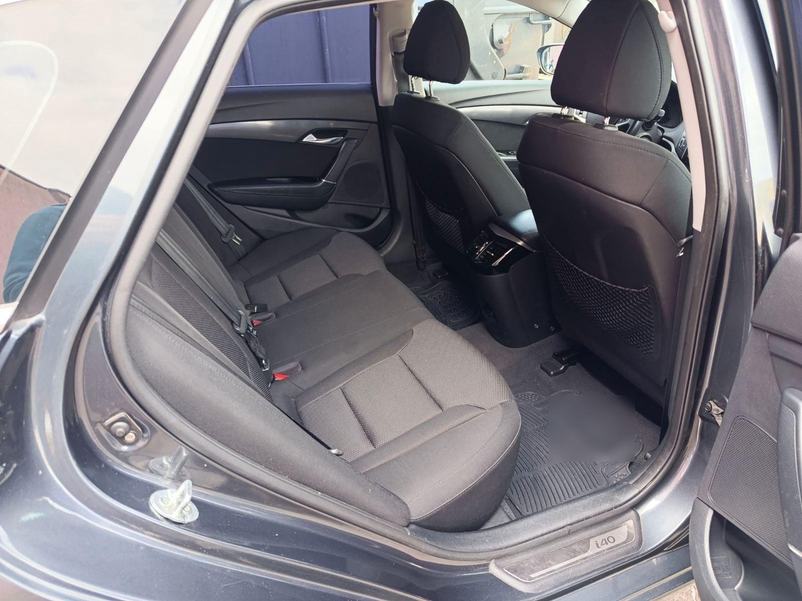 Hyundai i40 2012 — photo 11