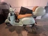 Piaggio Vespa GTS 300 HPE , TOP, unfallfrei, erste Hand - Offers matching your search criteria