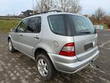 Mercedes-Benz ML 270* CDI*AUTOMATIK*LEDER*AHK* - gebrauchte Mercedes-Benz ML 270 aus dem Jahr 2003