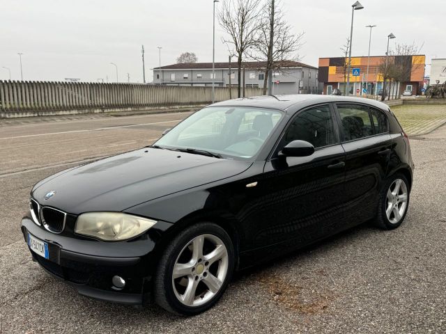 BMW Bmw 118d cat 5 porte Attiva