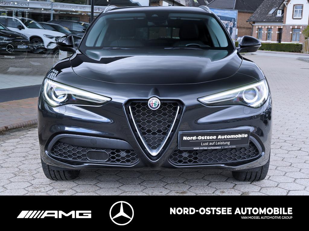 Alfa Romeo STELVIO LUSSO 2.2 HARMAN BI-XENON KAMERA LED
