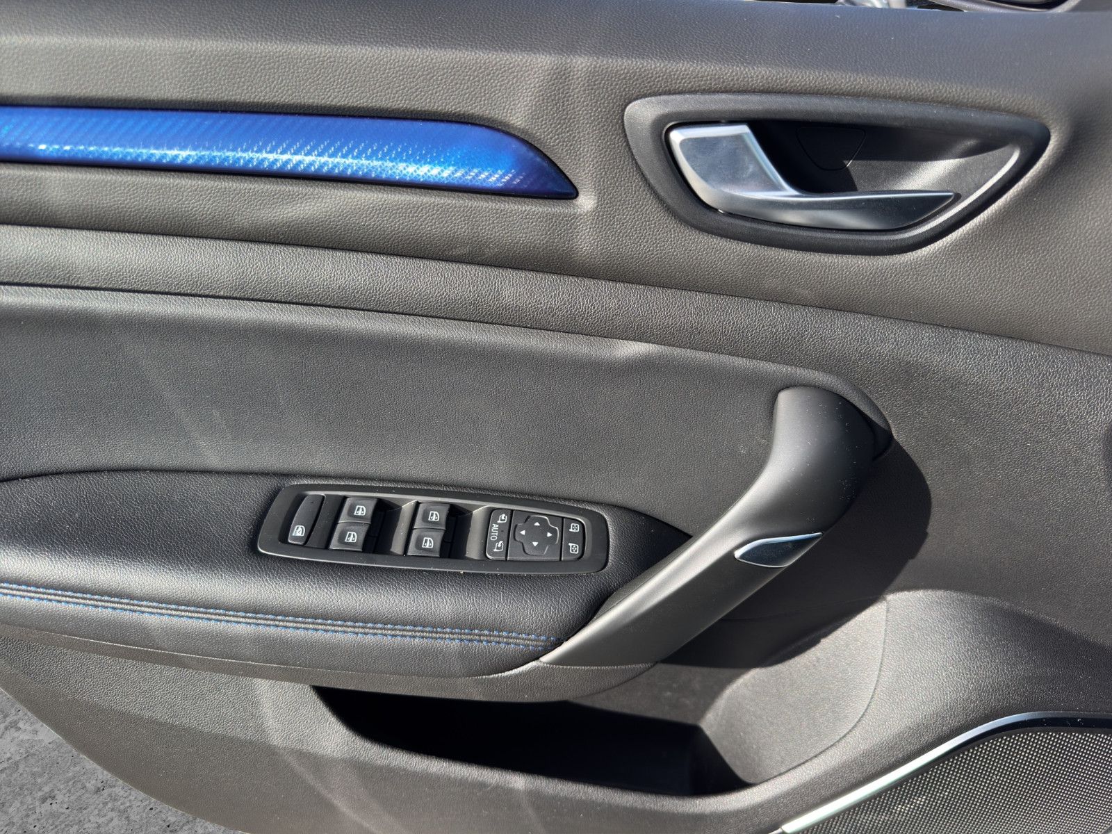 Fahrzeugabbildung Renault Megane IV GT-Line Navi*Tempo*LED*2-Zonen*DAB