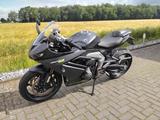 Triumph Daytona 660 Satin Granite Schalltassistent - TRIUMPH DAYTONA 660