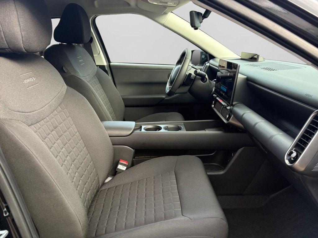 Hyundai IONIQ 3 – Bild 16