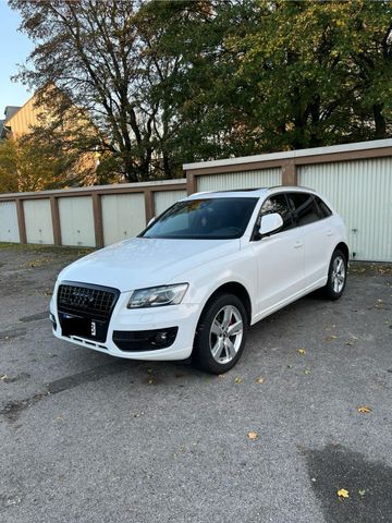 Audi AUDI Q5 3.0 TDI QUATTRO ACC S-LINE OPTIK