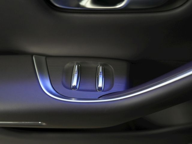 C10 DESIGN 69,9 kWh AT+NAVI+360 GRAD KAMERA+SITZ