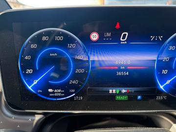 صورة مصغرة 13 لـ 2022 Mercedes-BENZ EQE