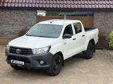 Toyota Hilux Double Cab Duty 4x4 - Toyota Gebrauchtwagen in Halle