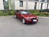 BMW 320 E90 Facelift/PDC/SHZ/3 Hand - BMW 320: E90