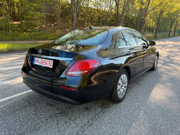 Mercedes E 220 - 4