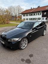 BMW 335i Touring - N55 - M Paket - Performance ESD! - BMW 335 aus 2011: 335i