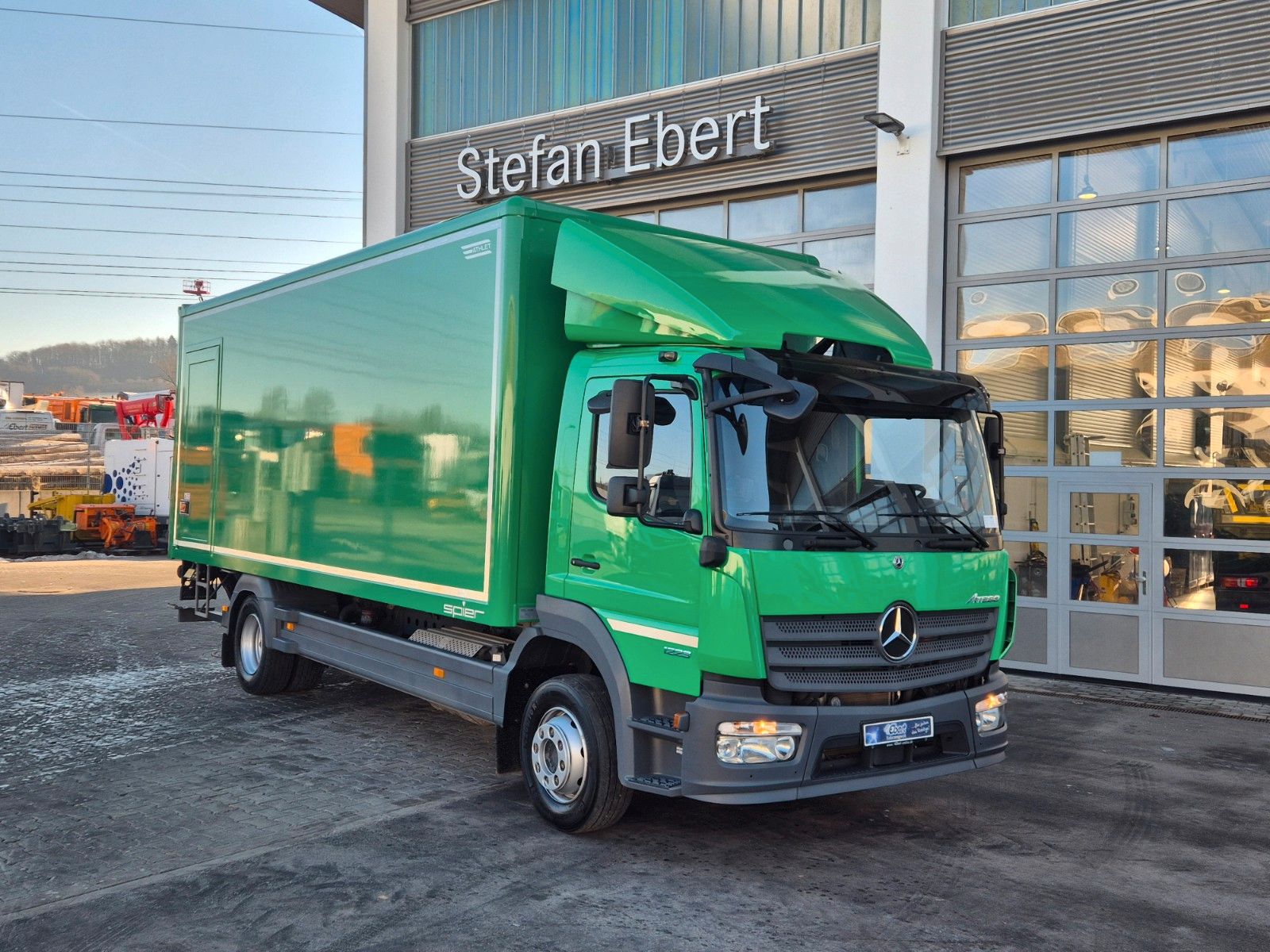 Fahrzeugabbildung Mercedes-Benz Atego 1223 L LBW 2.000kg Tür Spoiler Klima