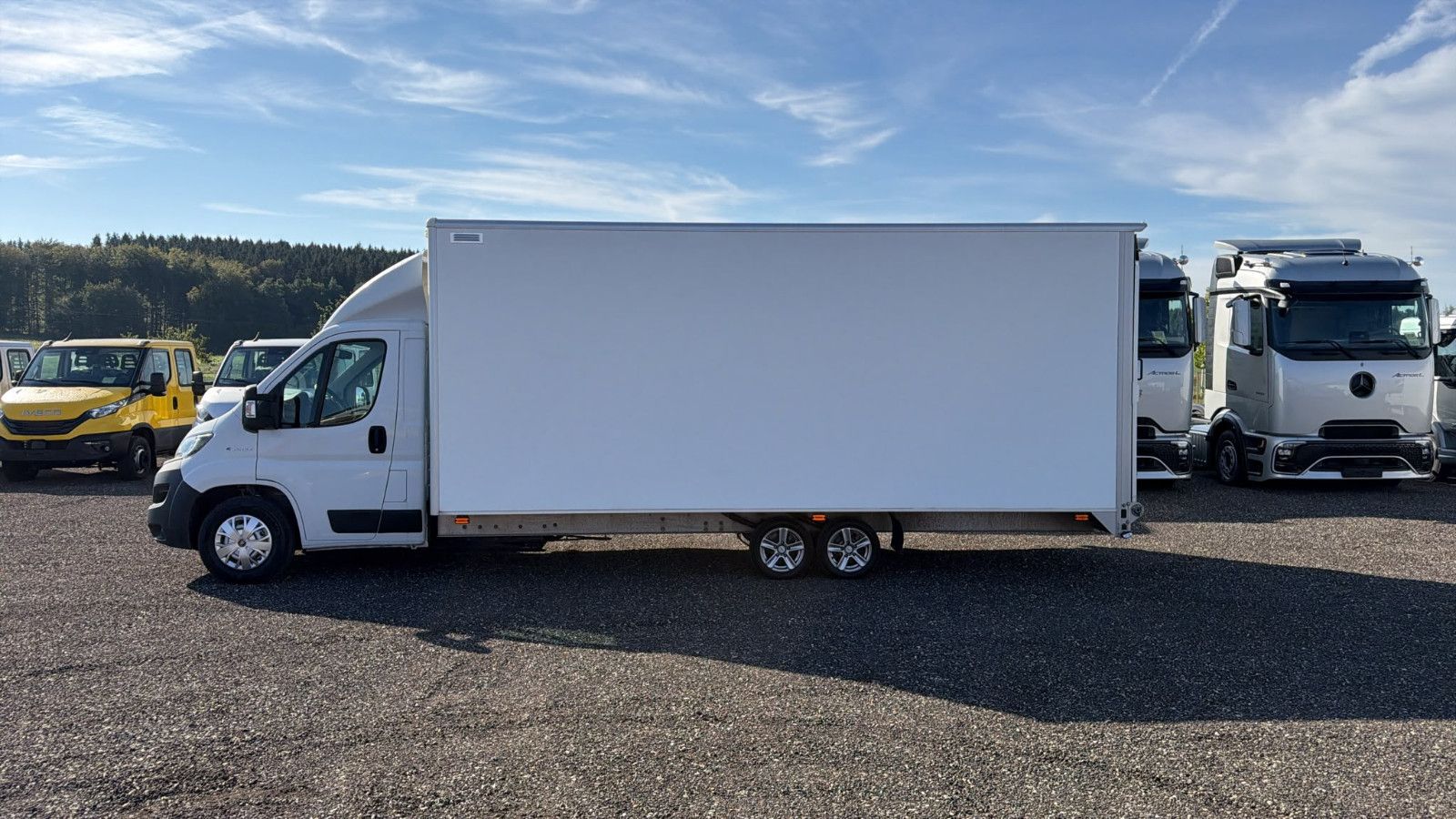 Fiat Ducato-e FGS Low-Liner absenkbar Kofferaufbau imagem 2