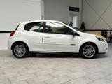 Renault Clio III 16V TCE100 Night and Day Navi*Klimaaut. - Renault Clio aus 2011: Night Day