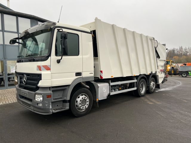 Mercedes-Benz Actros 2532 6x2 Faun Variopress 524 Zoeller komb