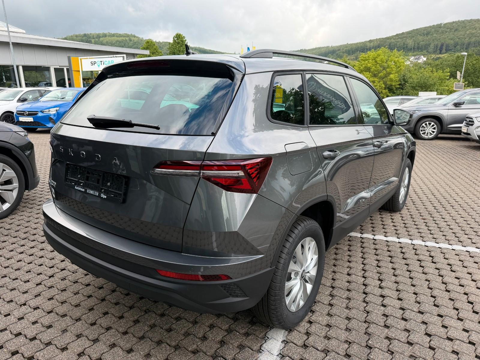 Skoda Karoq Selection LED+Kamera+AHK+4 Jahre Garantie!