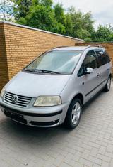 Volkswagen Vw Sharan 1.8-T Automatik Van Grau Metallic - Volkswagen Sharan mit Benzin-Antrieb: Kleinbus, Automatik, 1.8