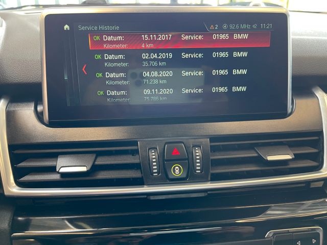 BMW 220i Active Tourer Sport Line *HUD*LK.HZ.*1.HAND