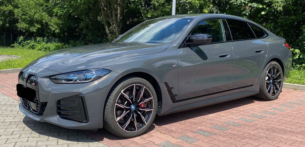 BMW i4