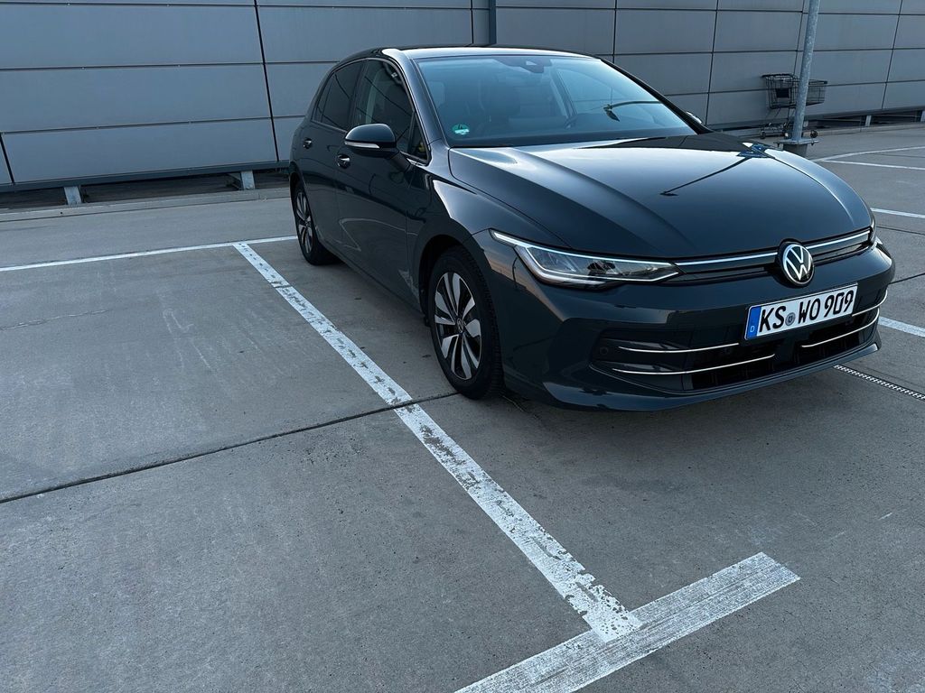 Image of Volkswagen Golf